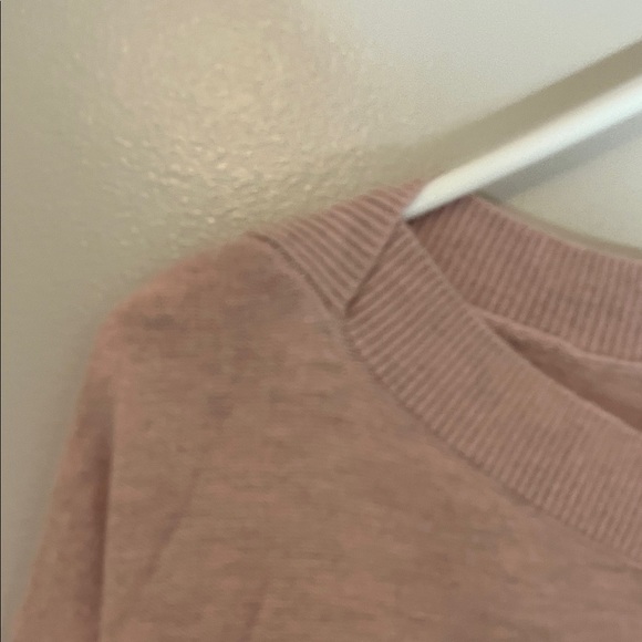 White House Black Market Light Pink Crew Neck Sweater Small - Picture 5 of 8